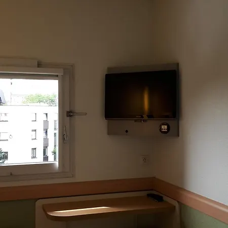 Ibis Budget St Gratien - Enghien-les-bains 2*
